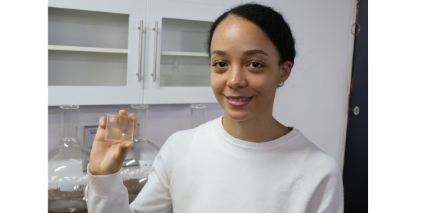 Hannah Wellington WADPP PhD student with HIV microneedle plaster innovation 600x300